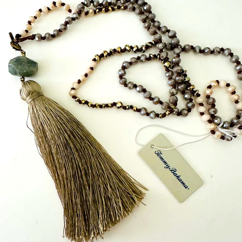 Tommy Bahama Desert Lily Tassel Necklace Nwt 10$